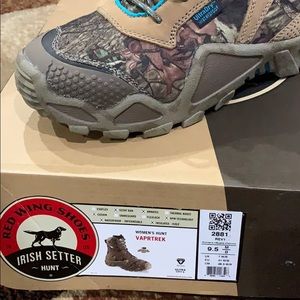 Red Wing Shoes Vaprtrek women's hunting boot